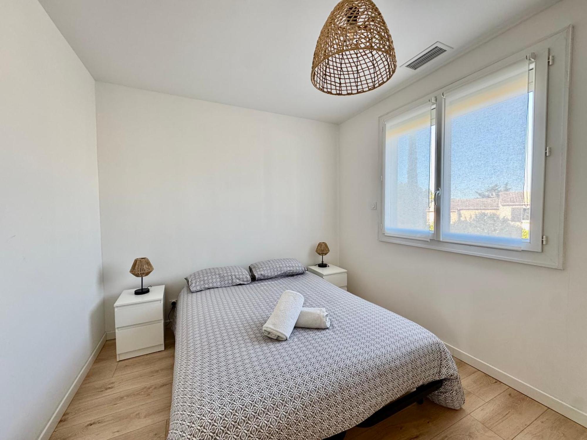 Maison Cosy / Proche Lac Le Cres Екстер'єр фото